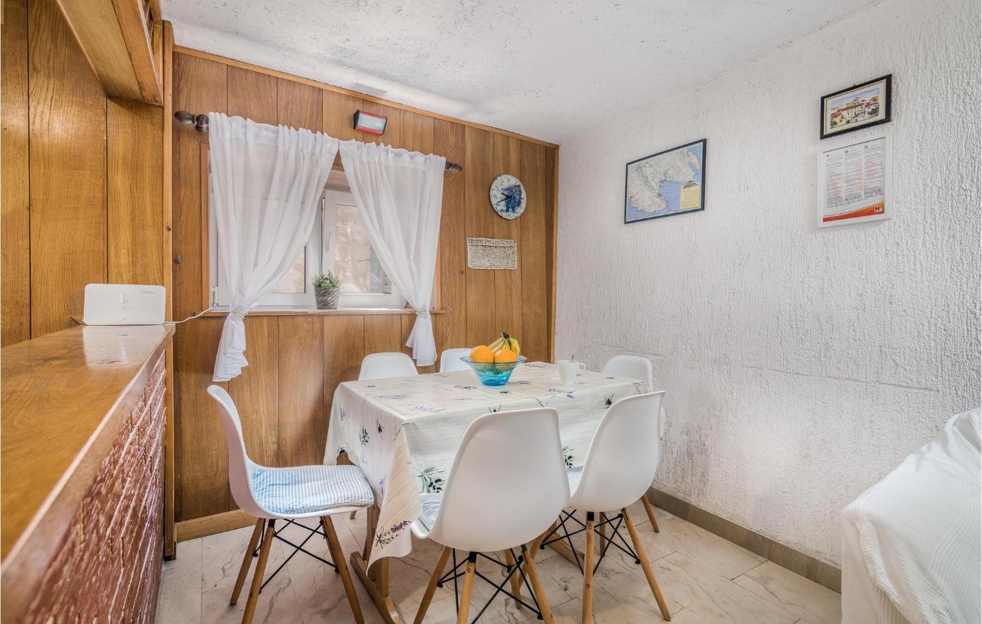2 Bedroom Gorgeous Home In Baska Dış mekan fotoğraf